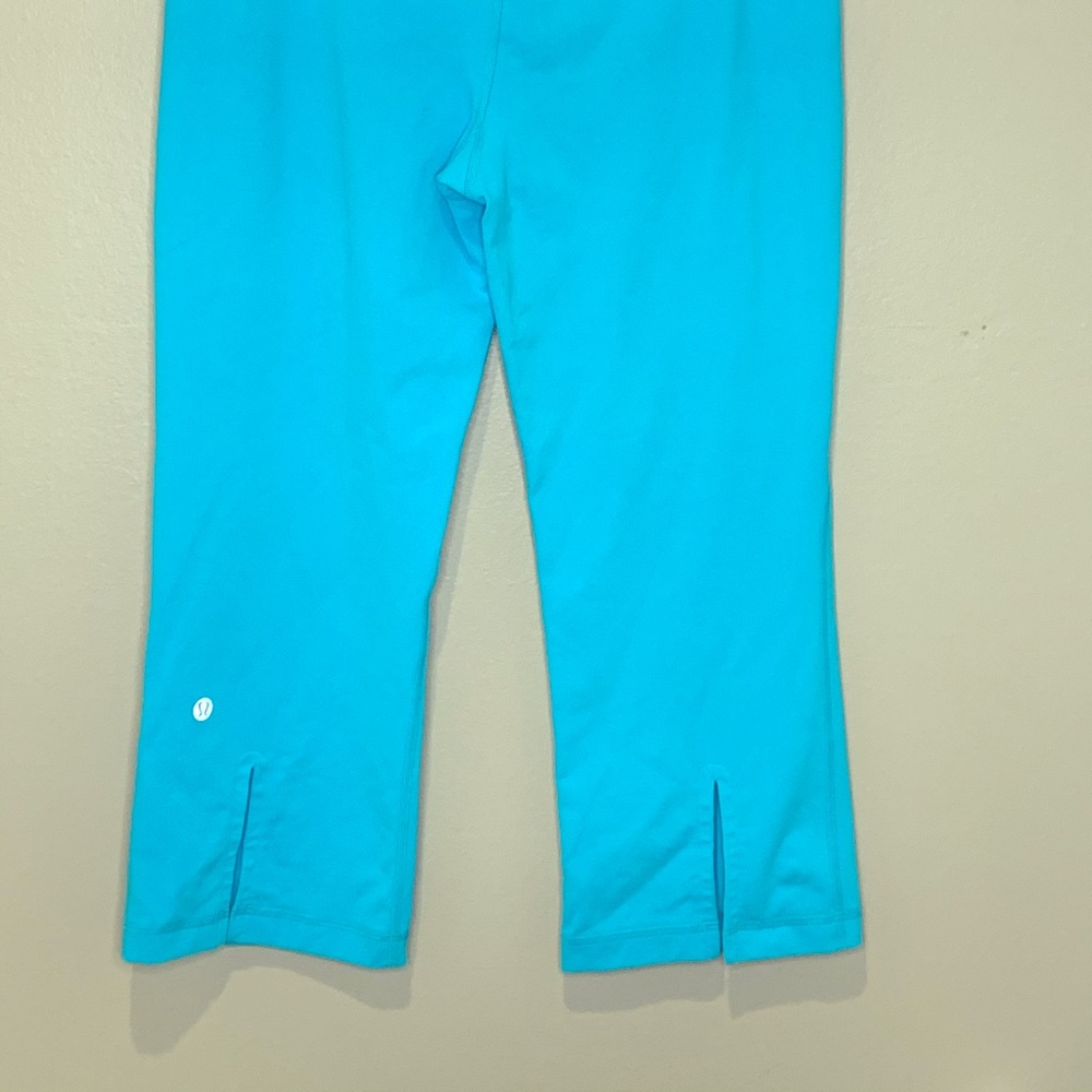 Blue Lululemon Crops